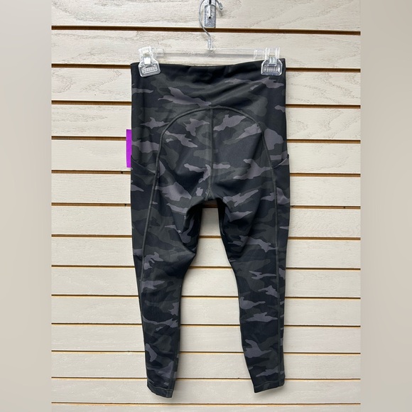 Athleta Dark Camouflage Athletic Leggings - Picture 6 of 6